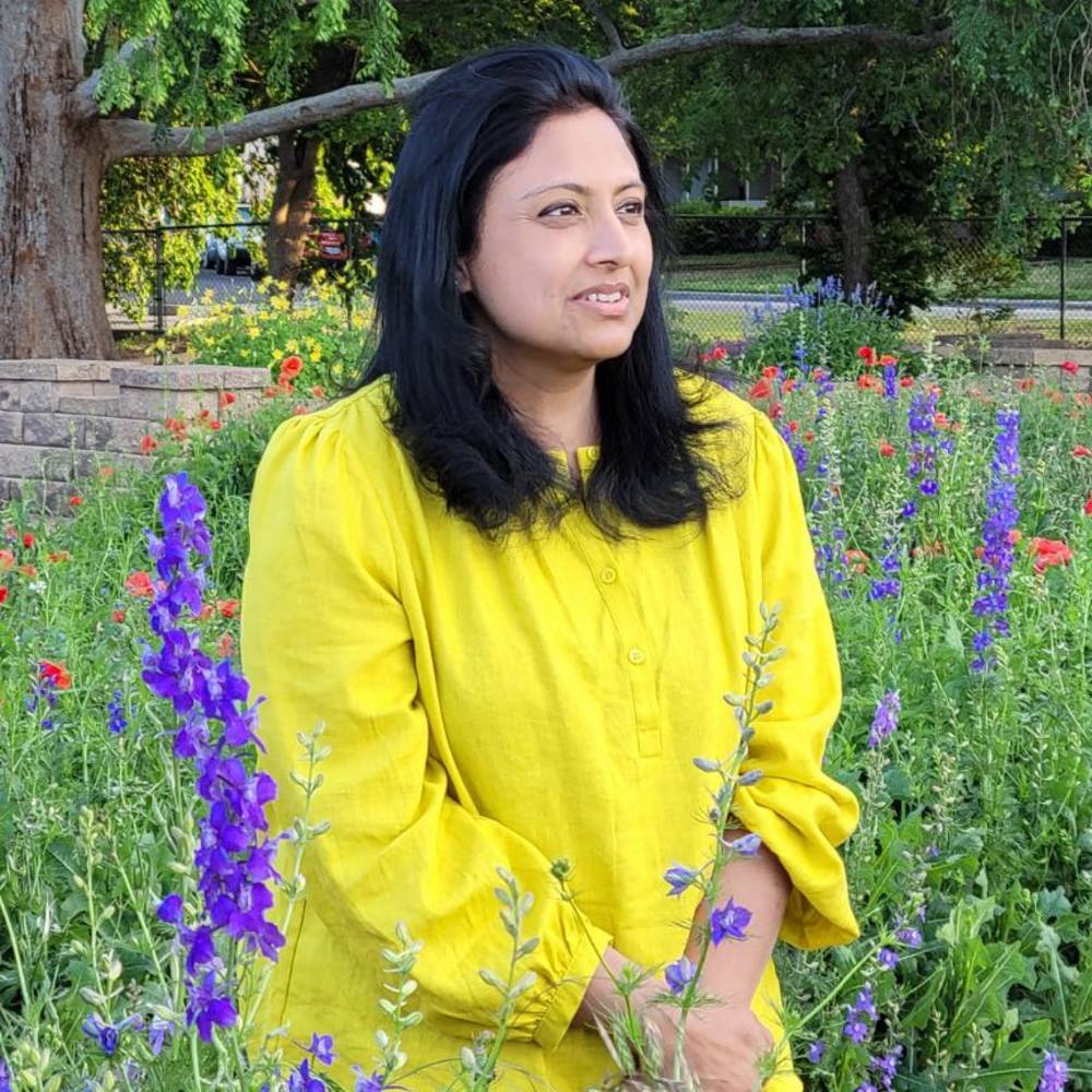 Meet your Posher, Ishrat
